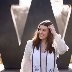 Meet your Posher, Katie